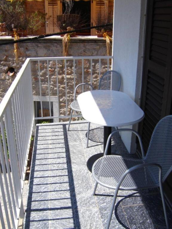 Apartment Zdravka Primosten Exterior photo